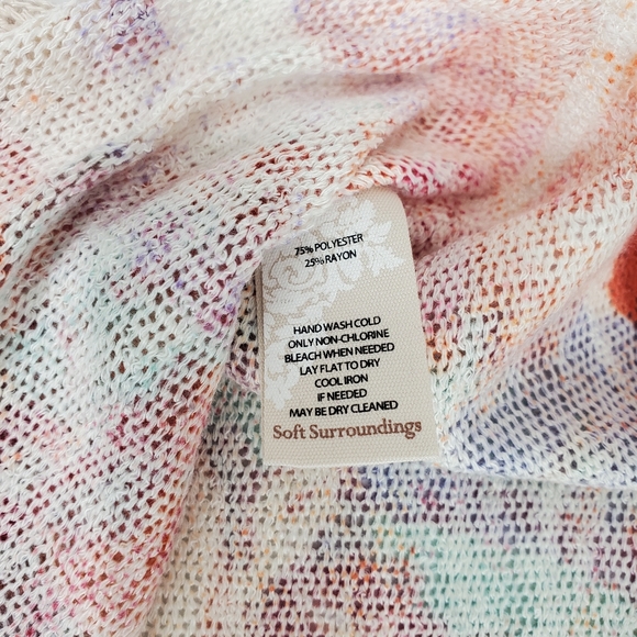 Soft Surroundings Late Bloom Floral Top Medium Watercolor Artsy Fall Teacher - Picture 8 of 11